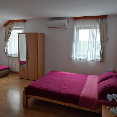 Apartments Dale Смолянац Екстериор снимка