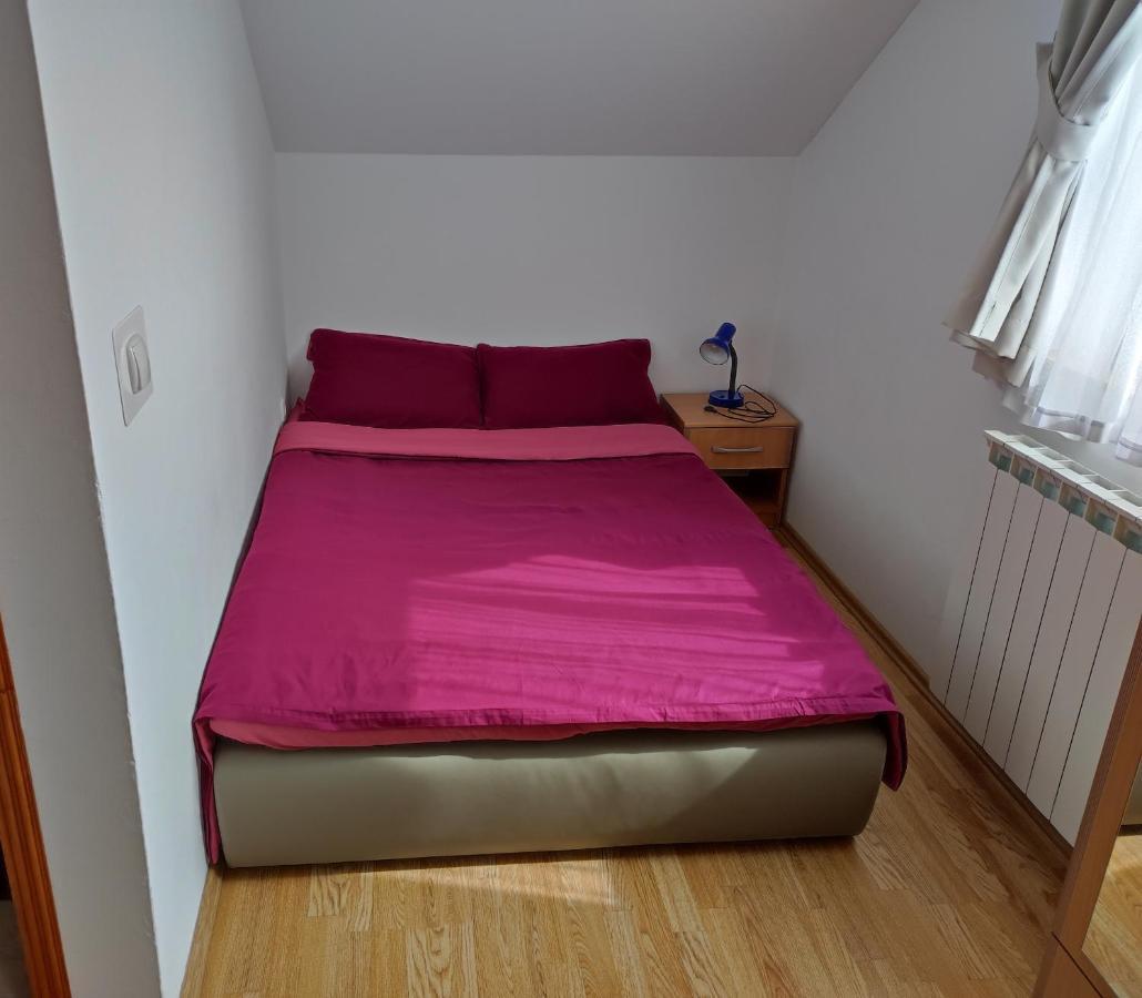 Apartments Dale Смолянац Екстериор снимка